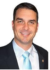 Retrato de FLÁVIO BOLSONARO
