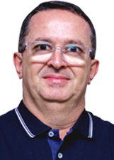 Retrato de OSCAR TEIXEIRA
