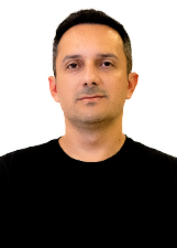 Retrato de ROGERIO BARRA