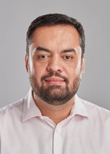 Retrato de CLÁUDIO CASTRO