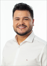 Retrato de MARCELO CRUZ
