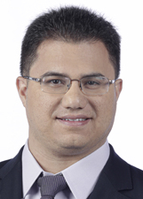 Retrato de RODRIGO MORAES