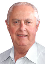 Retrato de BARROS MUNHOZ