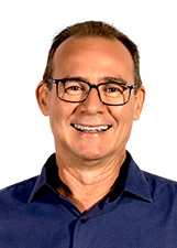 Retrato de ZEZINHO