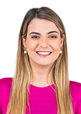 Retrato de DRA LIDIANE LUCENA