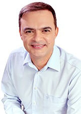 Retrato de FERNANDO SANTANA