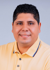 Retrato de FRANKLIN TORRES