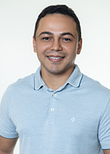 Retrato de ADRIANO FREITAS