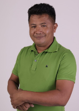Retrato de NETO DE PIOLHO