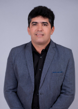 Retrato de FLÁVIO DO VALE