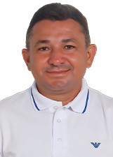 Retrato de EDILSON ROMÃO