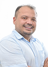 Retrato de GEORGE MATOS