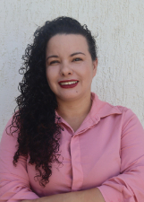 Retrato de ERNIZIA ARAÚJO