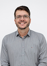 Retrato de MARCOS COMIRAN