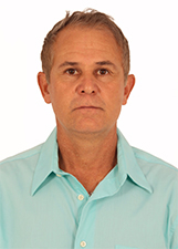 Retrato de MOISÉS CASTRO