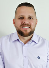 Retrato de ELTON QUEIROZ