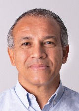 Retrato de WANDERLEY PAULO