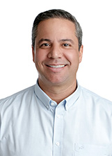 Retrato de TIAGO CARBONARO