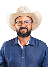 Retrato de PAULINHO DA TABACARIA