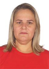 Retrato de MARIA MANICURE