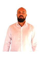 Retrato de VALMIR COUTINHO