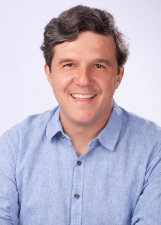 Retrato de VICTOR SIMAS