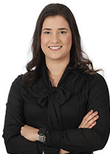 Retrato de JÚLIA BRANDÃO