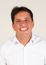 Retrato de LUCAS DA EMÍLIA (FLORICULTURA)