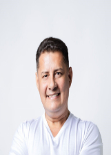Retrato de FERNANDO CUNHA