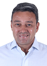 Retrato de DEVAIR RODRIGUES