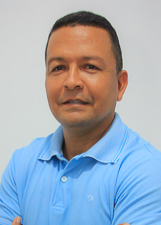 Retrato de ADENILTON FERREIRA
