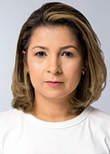 Retrato de SIMONE MORAES