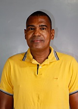 Retrato de ADENILSON REIS