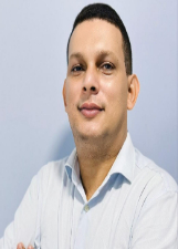 Retrato de CHARLES OLIVEIRA