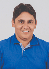 Retrato de CLÁUDIO DE DEMIR