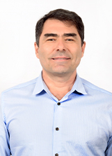 Retrato de IRAM PINTO