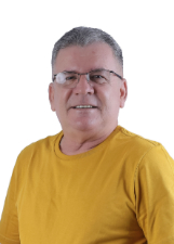 Retrato de FLÁVIO MARINHO