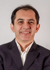 Retrato de DR JÚNIOR
