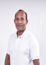 Retrato de LEO NASCIMENTO