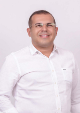 Retrato de RIVELINO COELHO