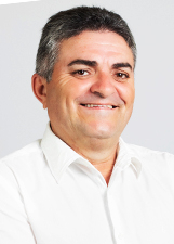 Retrato de ARIONALDO PINHEIRO