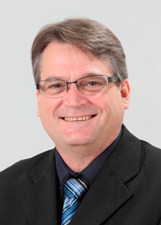 Retrato de ELI STEFANELLO