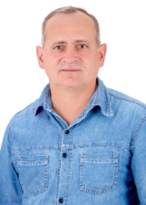 Retrato de CESAR DE BONA