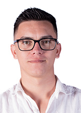 Retrato de ADRIANO CHAMINÉZINHO