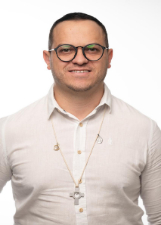 Retrato de EVERTON GUIMARÃES