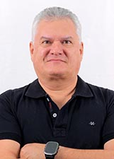 Retrato de DR. ANDRE CURUCA