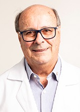 Retrato de DR ARY