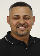 Retrato de DÉ NEVES