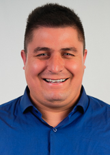Retrato de KINHO  LAZARINO