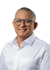Retrato de PAULO FARIAS